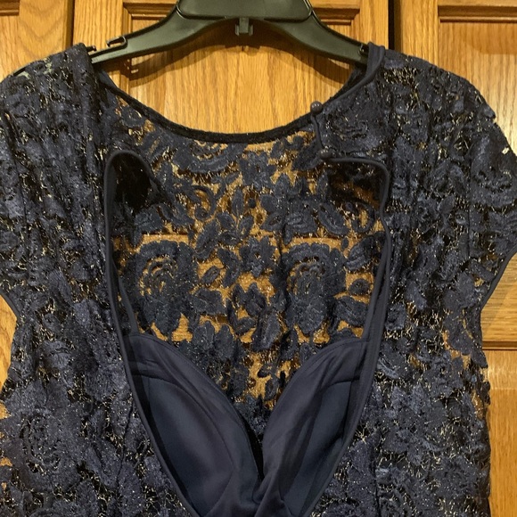 Deep blue short sleeve lace dress by Marina - Picture 5 of 6